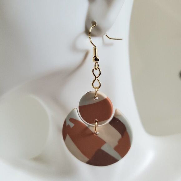 Round faux leather earring - Handmade (NEW) - Picture 1 of 4